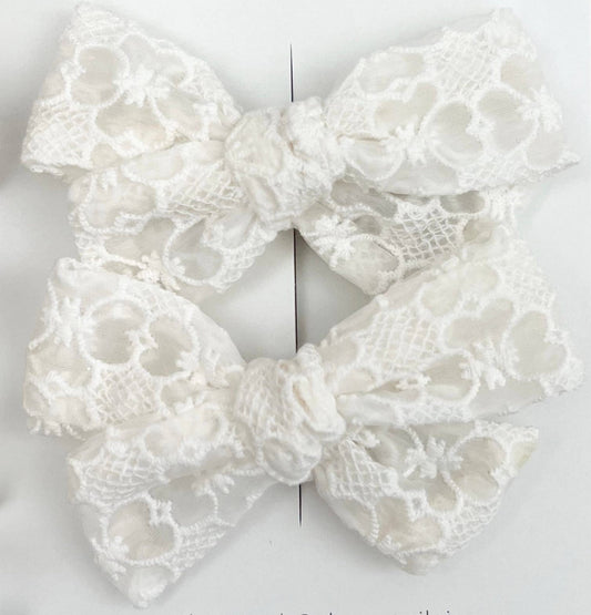 white lace pigtail alligator clip bow set for toddler and baby girls