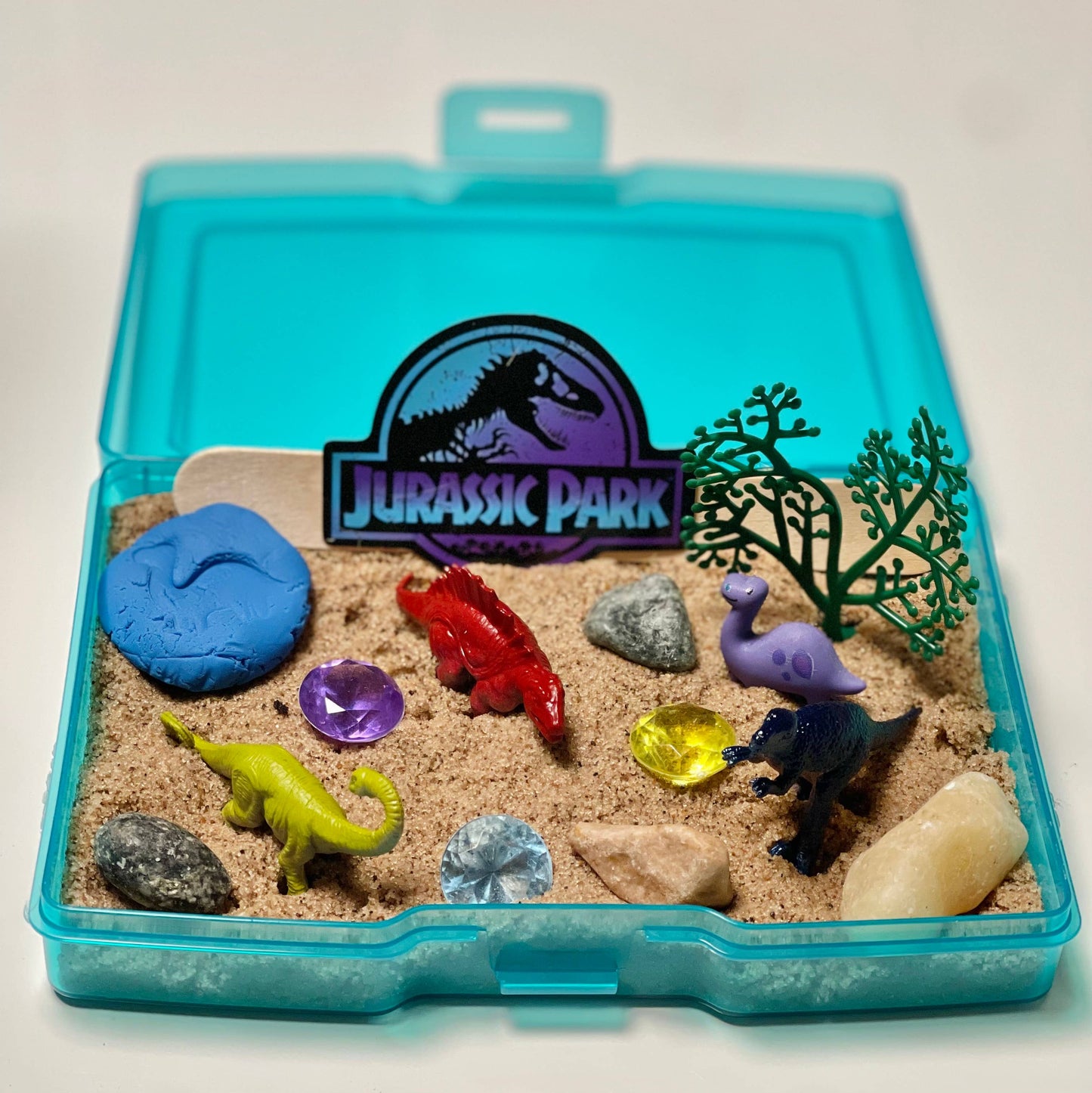 dinosaur themed sensory play kinetic sand kit